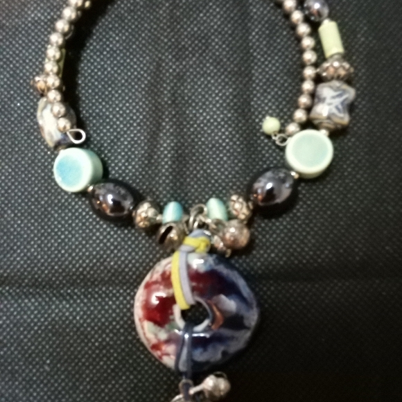 NWOT Peace Vibes ✌️Multicolor Pendant Choker Necklace, Very Colorful Stones. - Picture 7 of 11